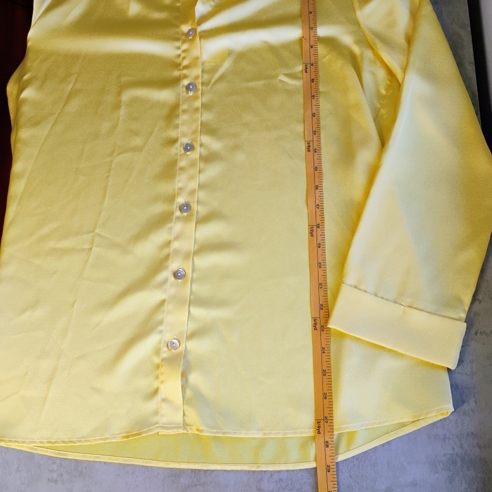 Show Me Your Mumu Smith Button Down Top Womens Medium Butter‎ Yellow Satin NEW - Picture 8 of 13